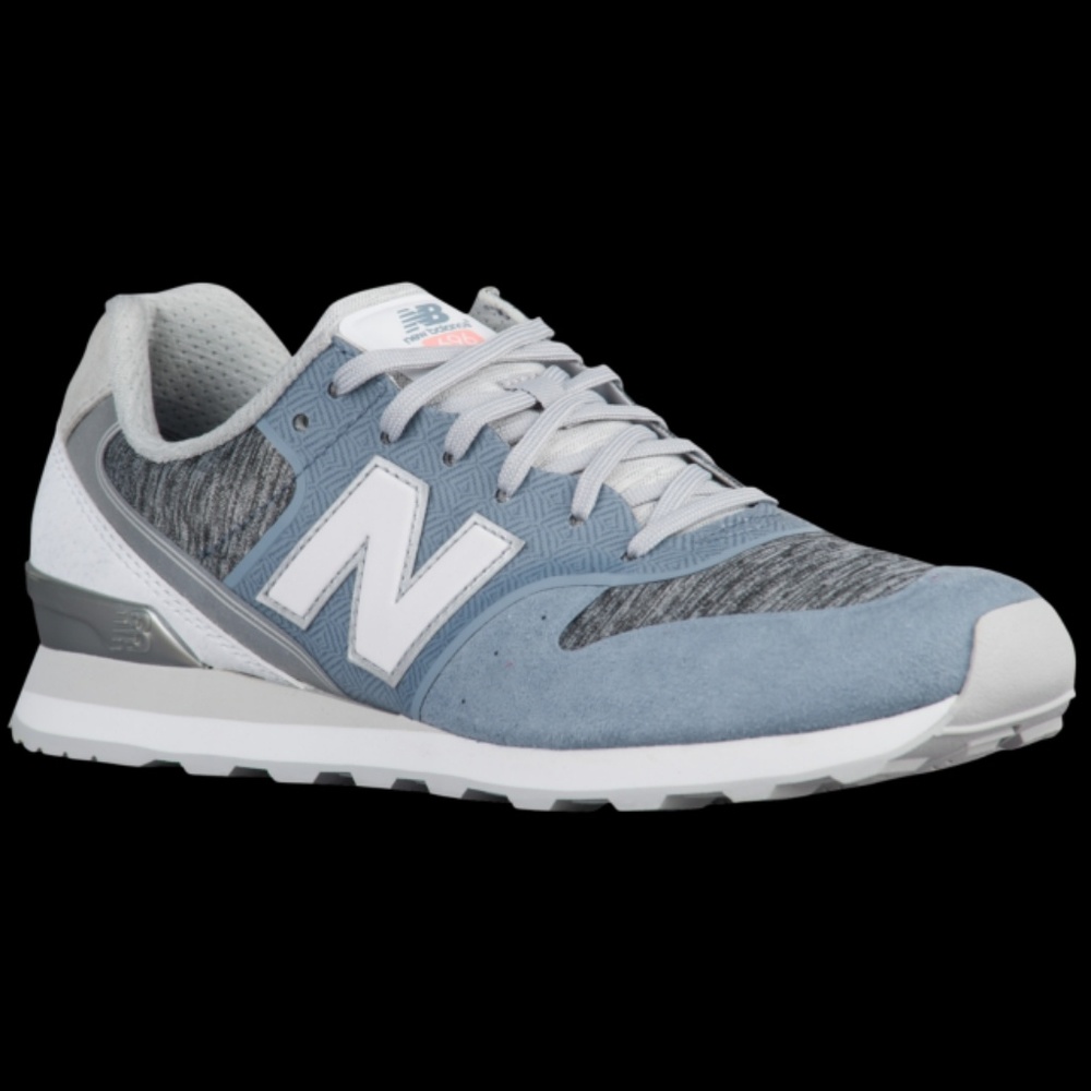 New balance women's 696 re-engineered shoe